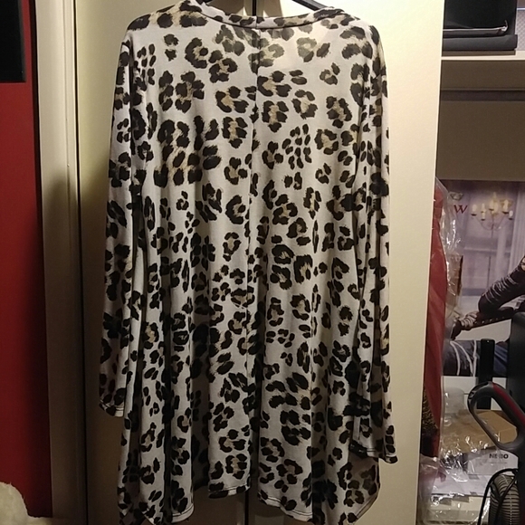 Leopard tunic with scarf hem - Picture 3 of 3